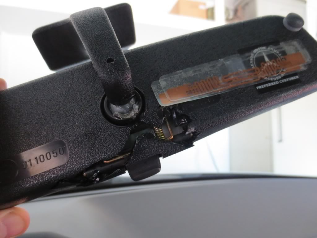 DIY Auto Dimming, Homelink, and Compass Rear View Mirror upgrade W124